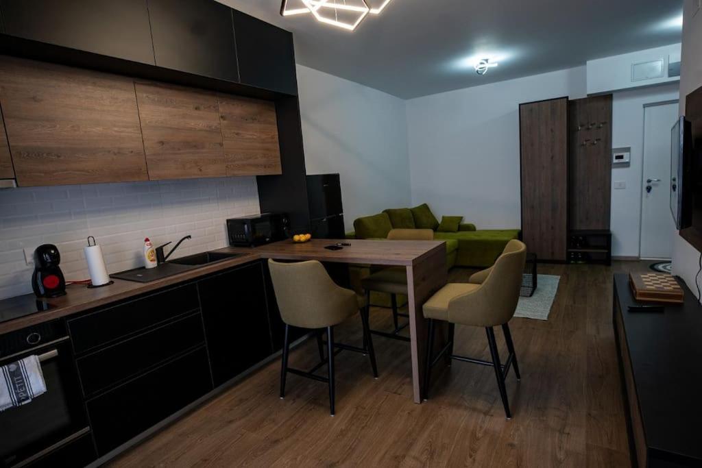 Sunrise Apartment 오라데아 외부 사진
