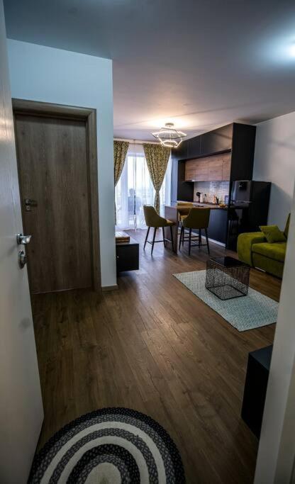 Sunrise Apartment 오라데아 외부 사진